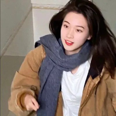 与君初相识